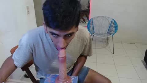 maxi dick online show from February 25, 10:38 am