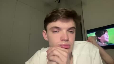 maximaxerxxx online show from December 17, 9:27 pm