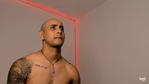 Maximo online show from January 12, 12:36 am