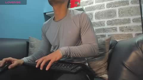 Maximo online show from January 20, 2:43 am