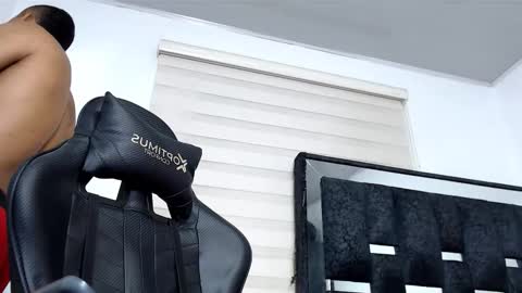 Maximo Sebastian online show from December 14, 9:22 pm