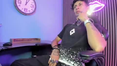 MAXIMO online show from March 1, 4:12 am