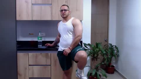 maximus online show from February 6, 11:12 pm