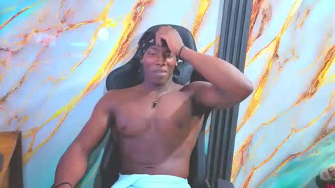 Maxmuscle10 online show from March 2, 10:39 pm