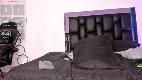 maxpower003 online show from July 10, 1:53 am