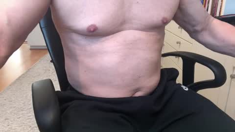 Max online show from March 11, 10:00 am