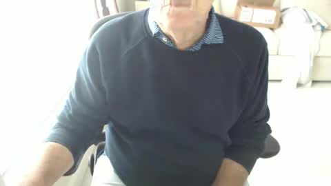 Snapshot of mbeastie chatting on January 16, 7:31 pm Beastie online show from January 16, 7:31 pm