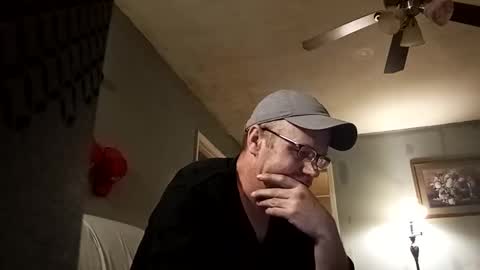 mcfly1973 online show from December 31, 1:08 pm