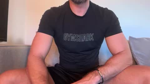 mcr8080 online show from March 26, 6:39 am