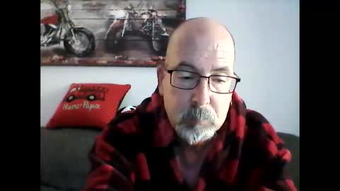 me at home online show from June 10, 11:01 am