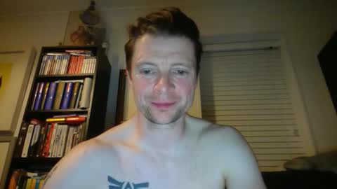 medievalsword online show from April 7, 9:59 pm