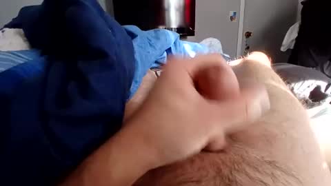 meeoz online show from February 4, 3:15 pm