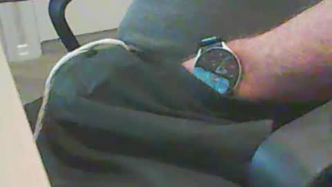 melbguy3181 online show from December 15, 10:39 am