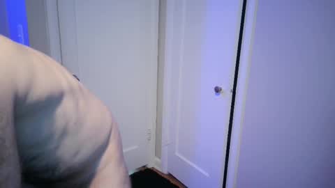 MellowGent online show from March 7, 9:48 pm