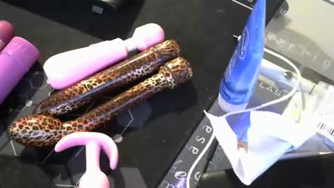 Snapshot of mentosgum chatting on September 17, 8:54 pm mentosgum online show from September 17, 8:54 pm