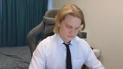 Mickey online show from February 12, 4:33 am