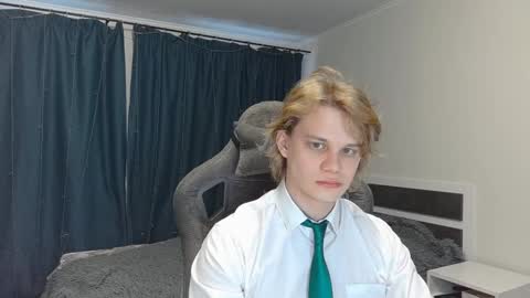 Mickey online show from December 16, 5:17 am