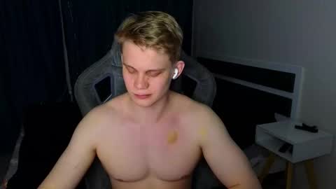 Mickey online show from March 24, 4:34 pm