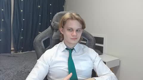 Mickey online show from December 24, 5:13 pm