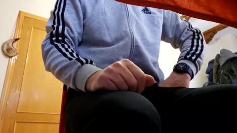 merce1972 online show from December 16, 9:35 am