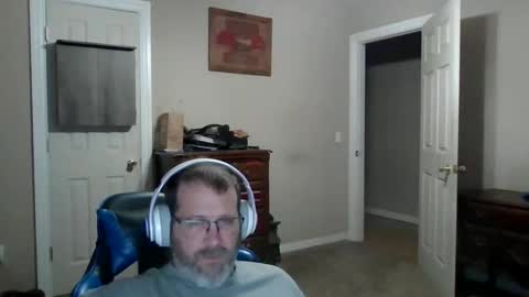mercer1977 online show from June 6, 10:54 am