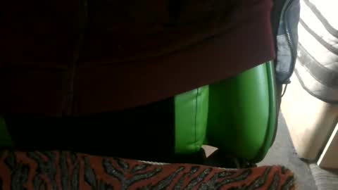 messymechanic69 online show from April 19, 4:39 pm