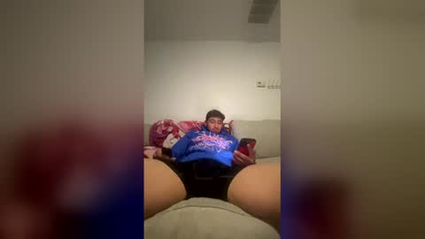 mexicanguy12inch online show from April 27, 5:37 am