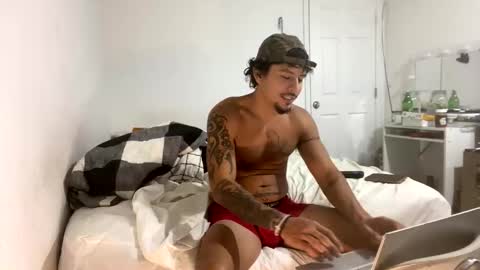 miamiclos1 online show from January 19, 3:20 am