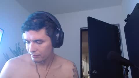 miaou_miaou online show from December 3, 2:56 am