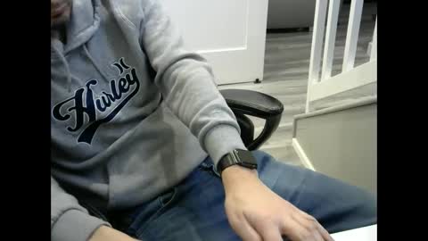 mic6969mic online show from February 25, 1:39 pm