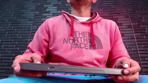 Michael Daviss online show from December 2, 12:49 pm