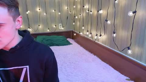 michael_sexdevil online show from October 12, 7:30 pm