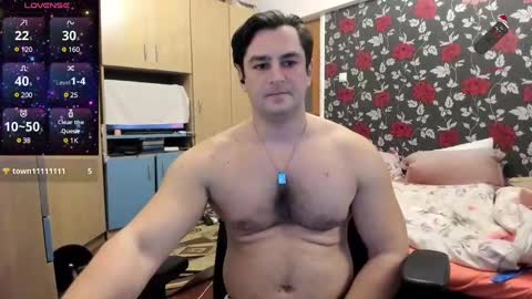 michaelragnar90 online show from December 19, 2:02 pm