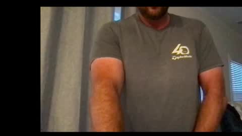 michaelt483 online show from August 6, 12:05 am