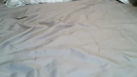 michelpop84 online show from October 28, 9:50 pm