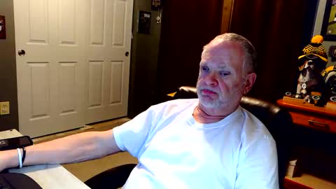 midwestdad09 online show from December 1, 3:31 am