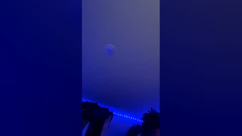 mifriend1998 online show from December 17, 12:01 pm