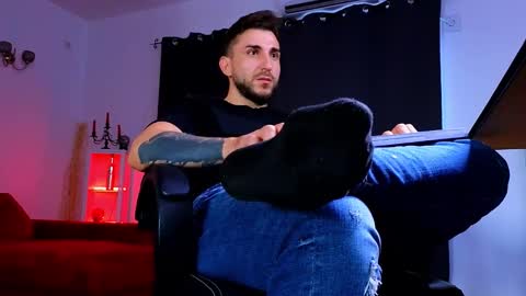 MightyAaron online show from September 9, 3:33 pm