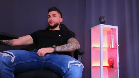 MightyAaron online show from February 16, 5:59 pm