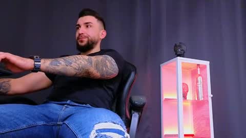 MightyAaron online show from January 12, 4:31 am