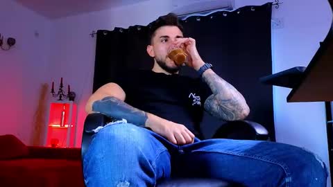 MightyAaron online show from September 8, 3:22 pm