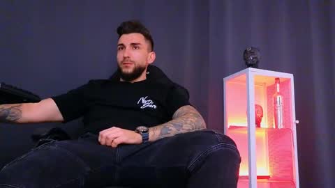 MightyAaron online show from February 6, 2:48 pm