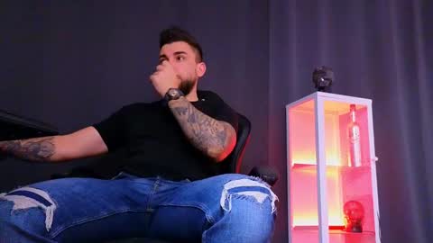 MightyAaron online show from March 9, 3:23 am