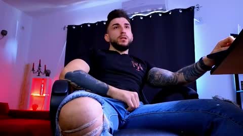 MightyAaron online show from March 14, 7:04 am