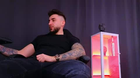 MightyAaron online show from January 22, 6:20 pm