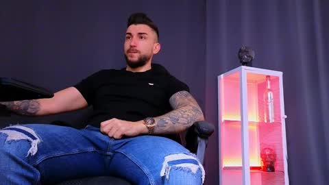 MightyAaron online show from February 23, 7:06 am