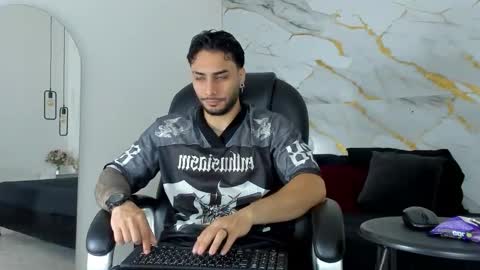 Daniel online show from October 15, 1:08 pm