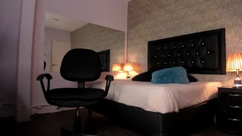 Mike2 wills online show from December 10, 5:28 am