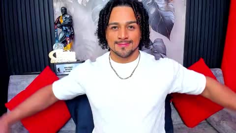   online show from February 13, 8:53 am