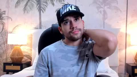 Mike Montoya online show from December 14, 5:14 am